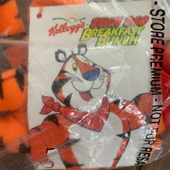 3/$10 Tony the Tiger Bean Bag Breakfast Brunch Vintage 1997 Plush Toy New in P… - Picture 2 of 3